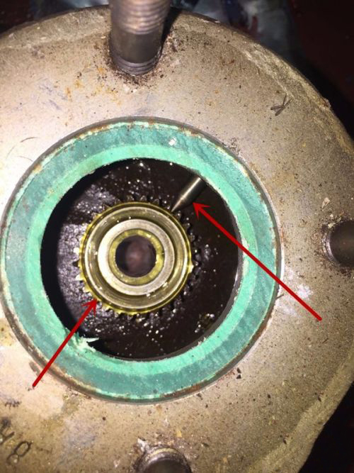 氣罐彈簧式安全閥拆解過程 氣罐彈簧式安全閥拆解過程